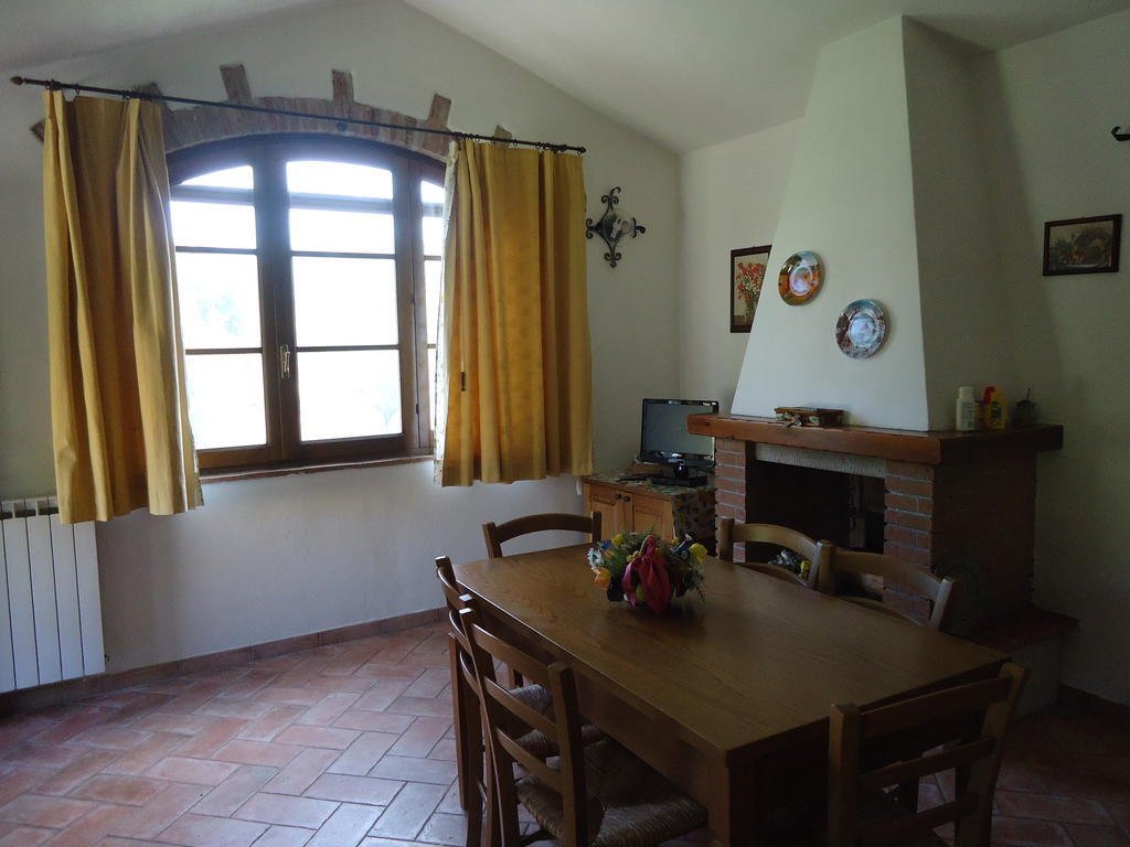 Il Borgo Di Montereggi Βίλα Limite Δωμάτιο φωτογραφία